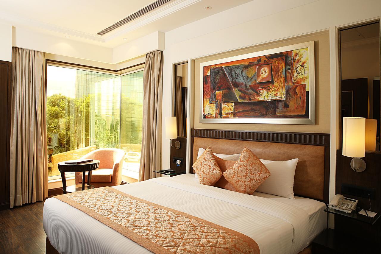 Inde Hotel Signature Tower Gurgaon Ngoại thất bức ảnh