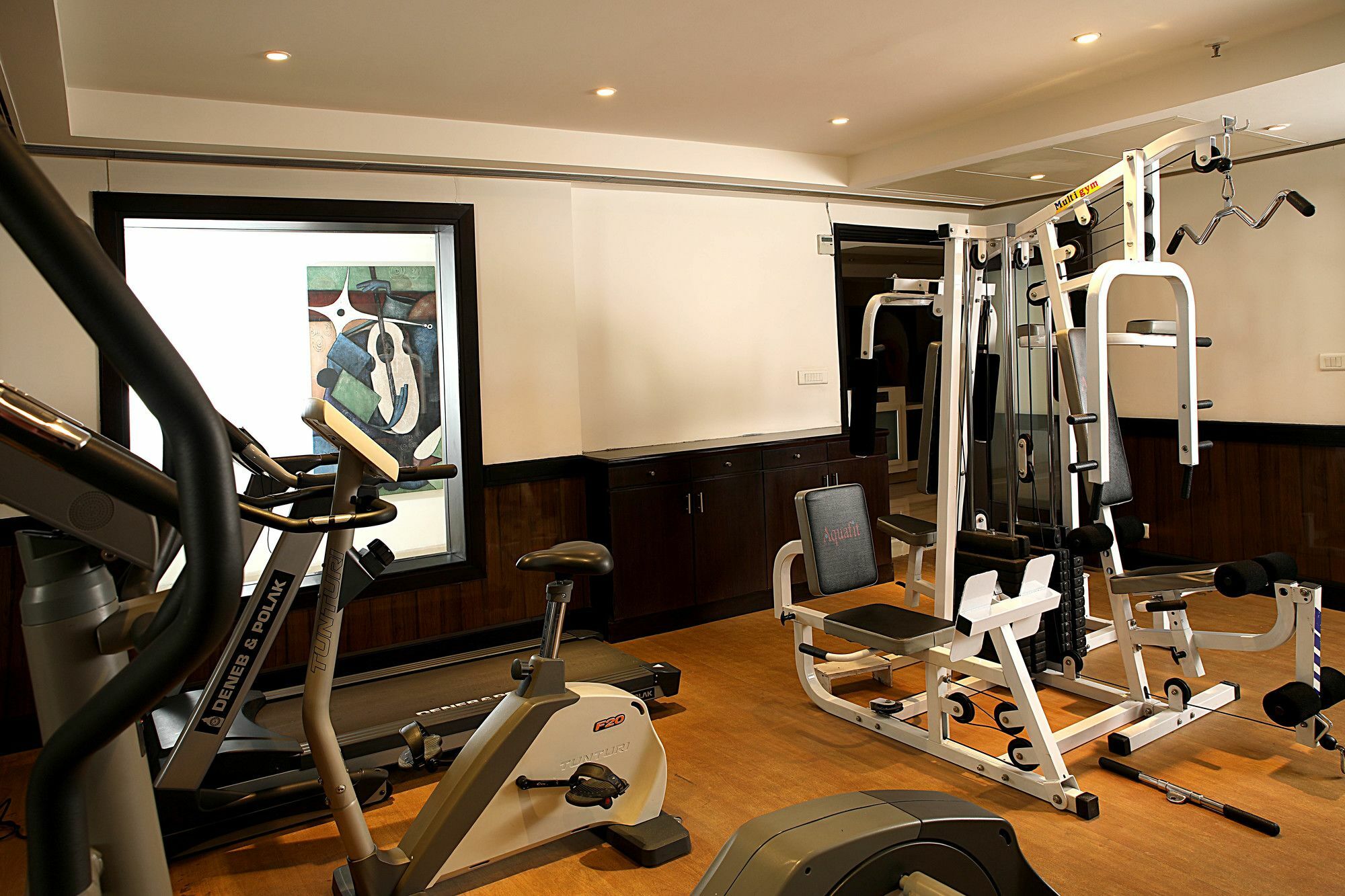 Inde Hotel Signature Tower Gurgaon Ngoại thất bức ảnh